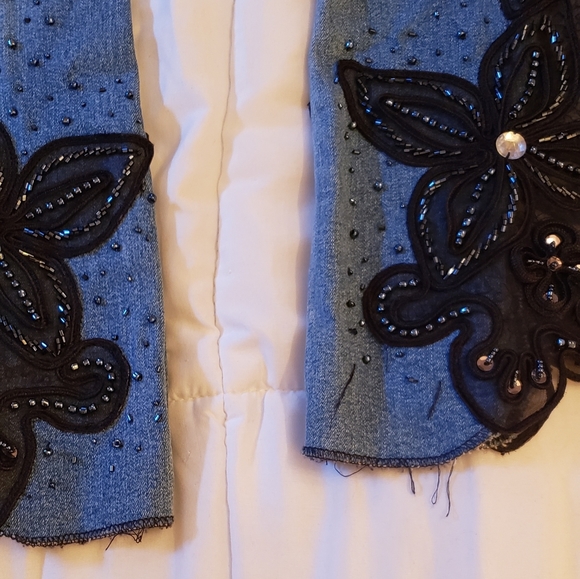 SASSY THAI embellished bootcut stretchy jeans, Size 4 - Picture 6 of 11